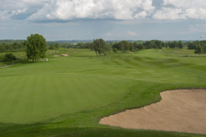Wide angle photo of University Ridge Golf Course