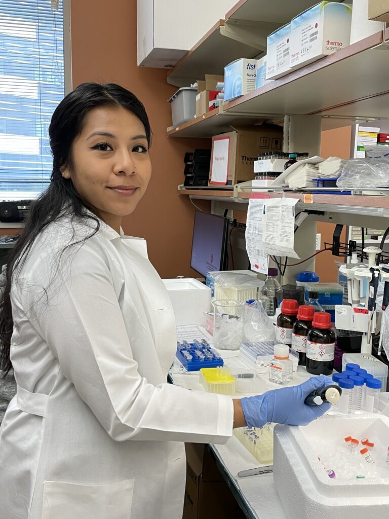 Estefania Alonso at her bench